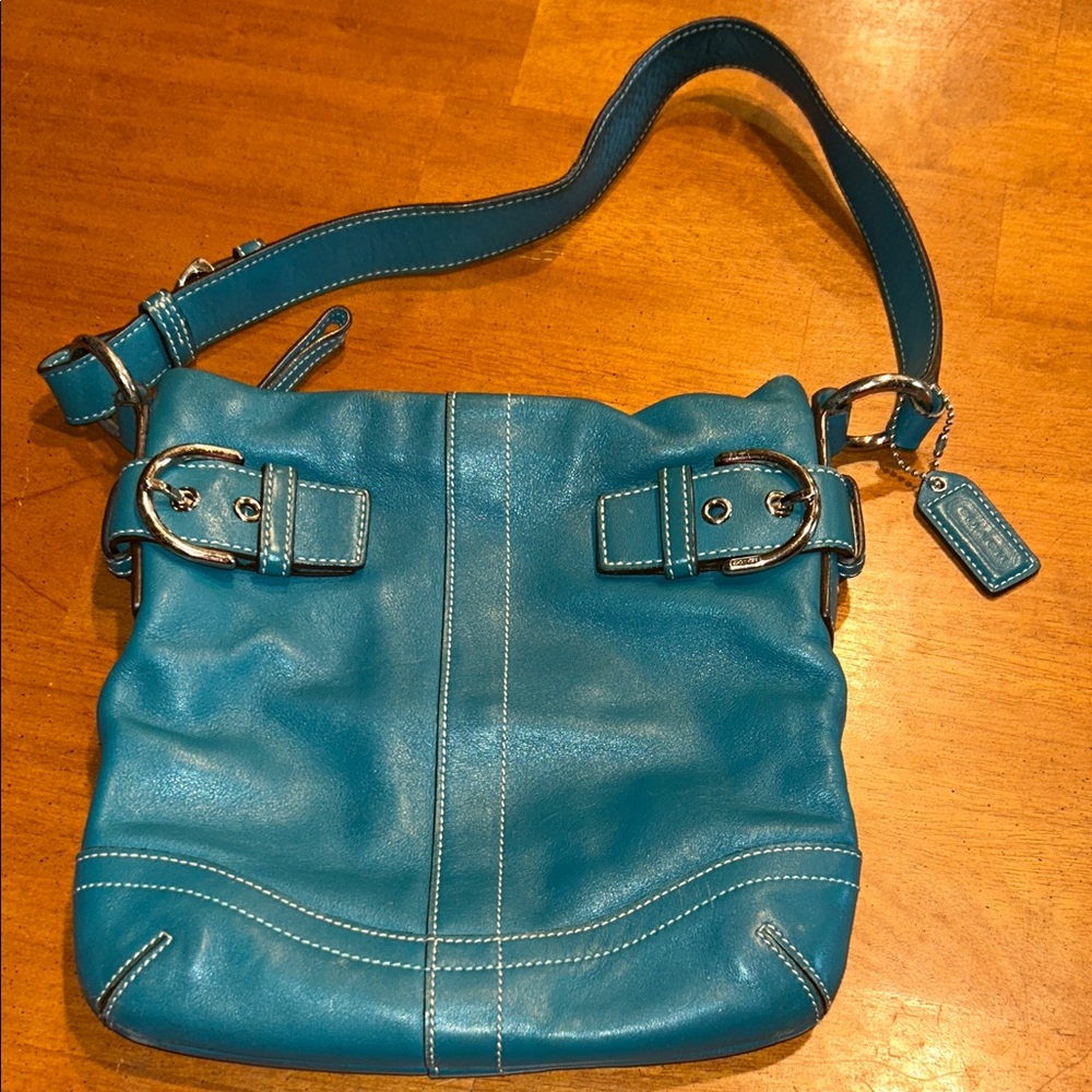 Vintage Coach Blue Leather Shoulder Bag
